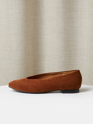 The Amarantos Loafer in Brown Suede