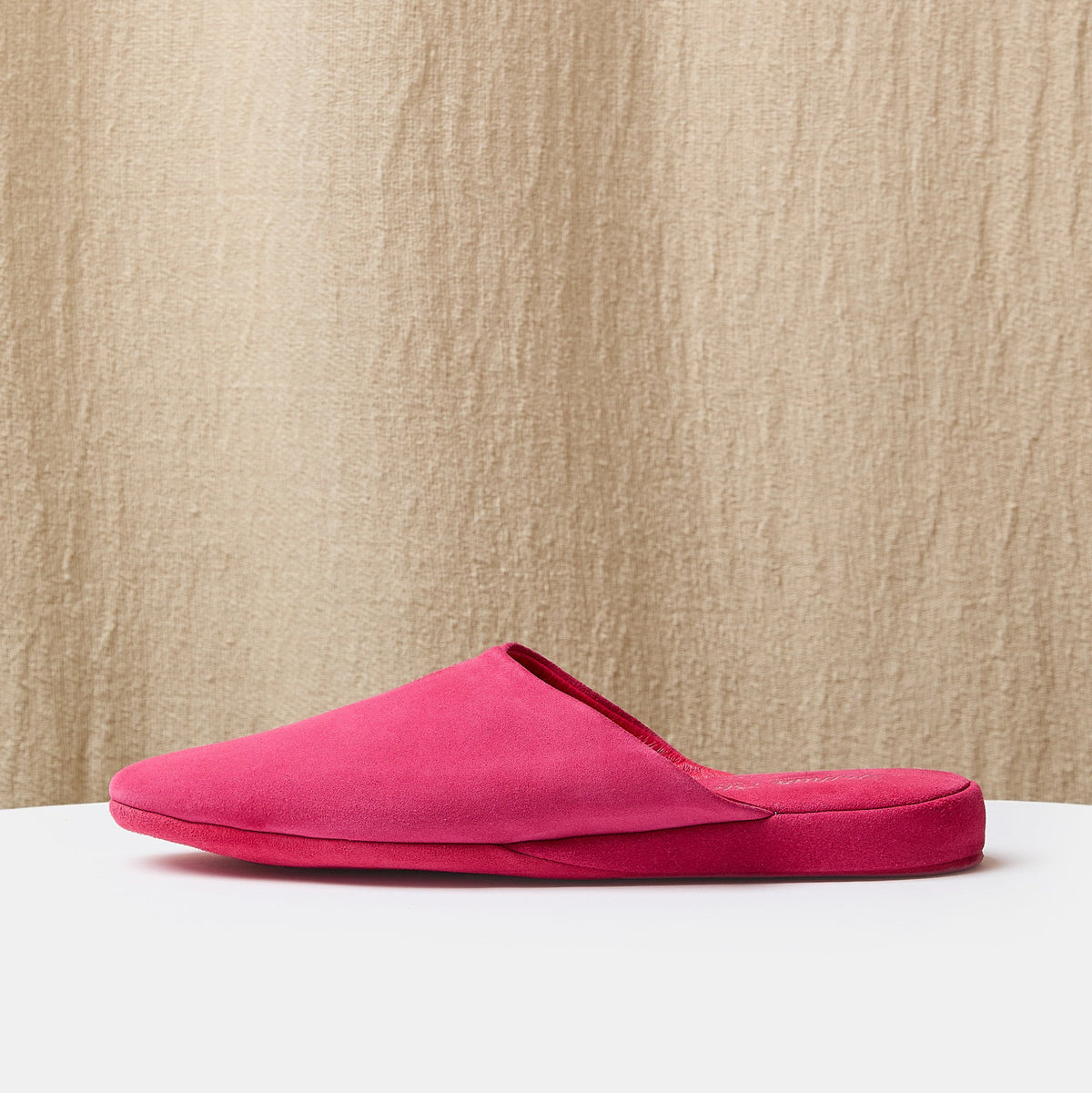Globetrotter Glide Mule in Hot pink suede, view 2