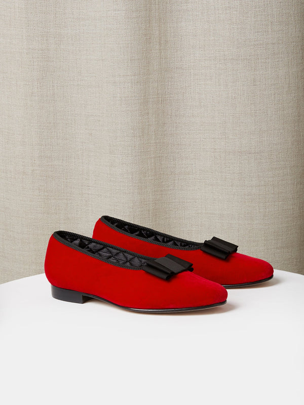 Opera Pump in Crimson Velvet