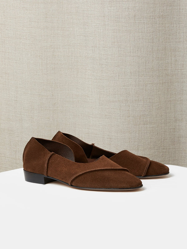 The Kanagawa in Chocolate Suede