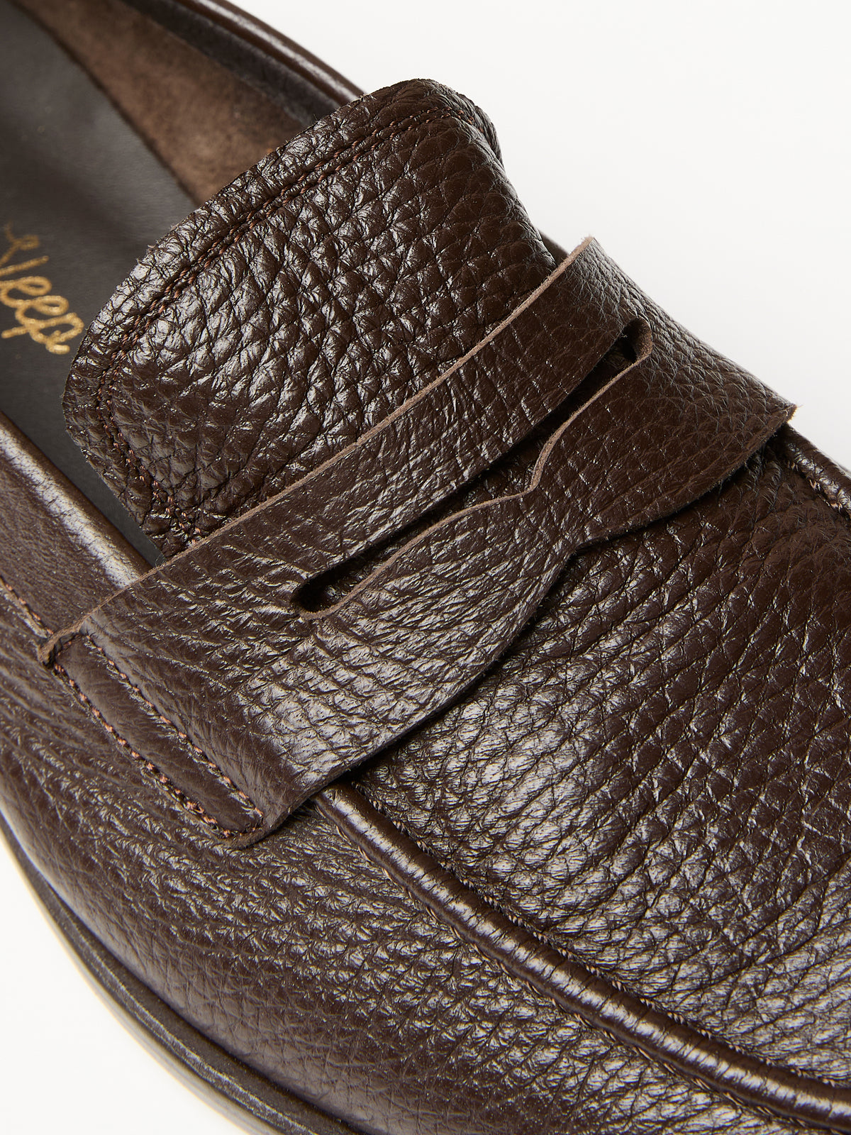 Globetrotter Travel Loafer in Espresso brown deer leather, view 5