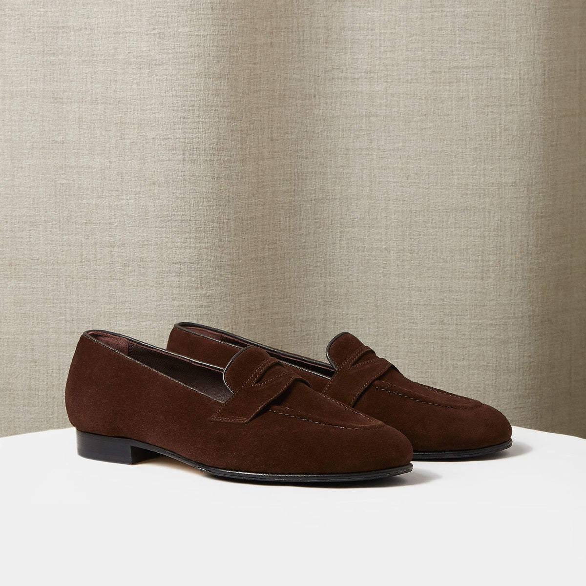 Penny Loafer in Chocolate Brown Suede – Arthur Sleep