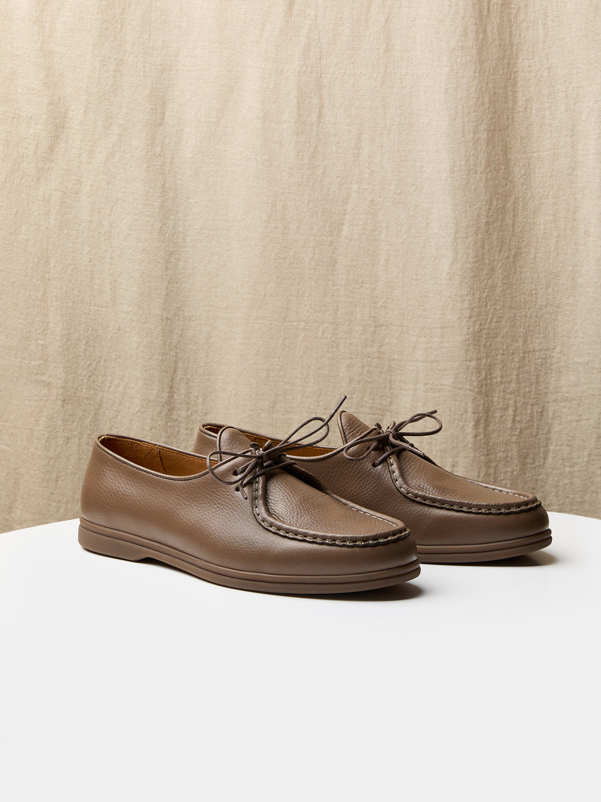 Fellini in Beige calf leather, view 1