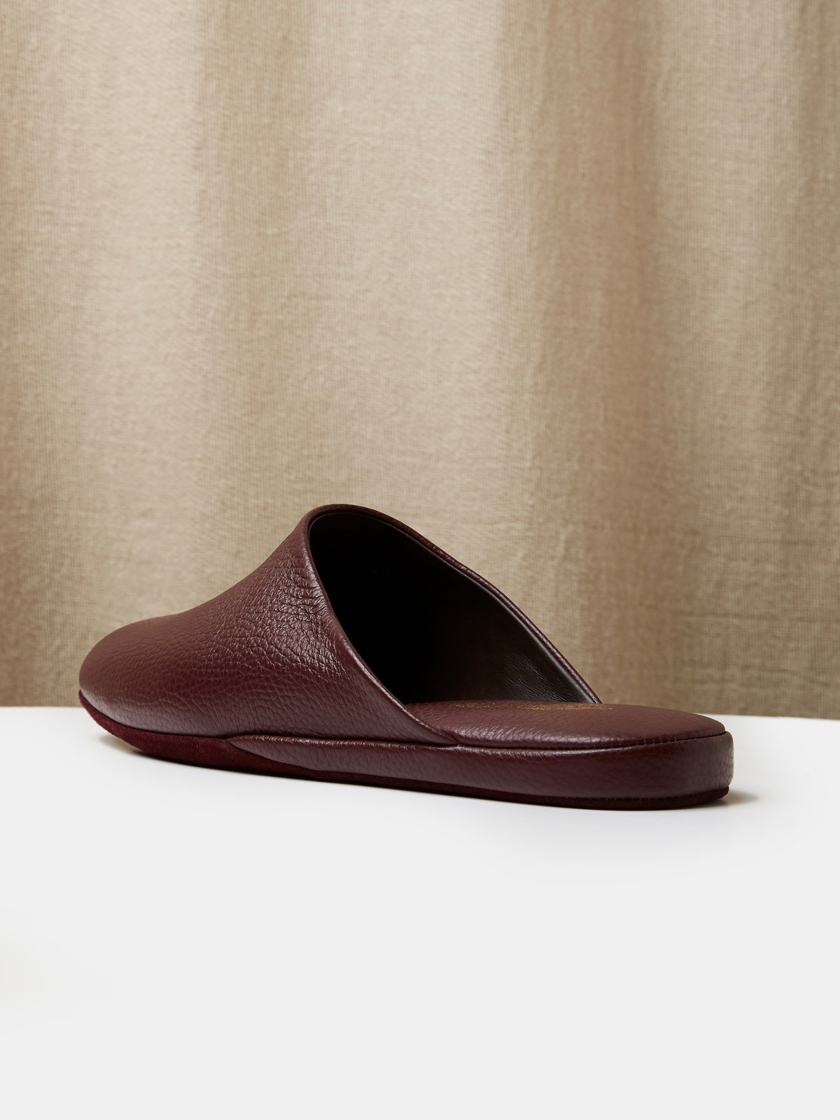 Globetrotter Glide Mule in Burgundy deer leather, view 6