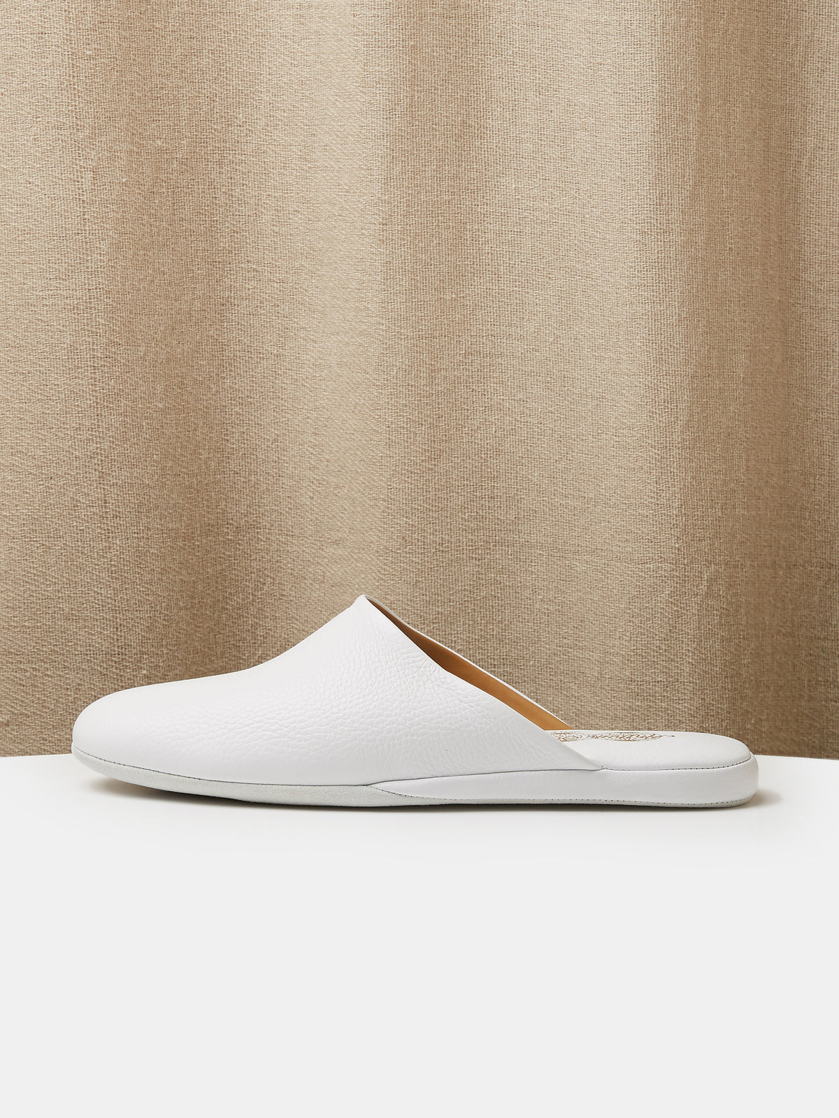 Globetrotter Glide Mule in Polar brilliance deer leather, view 2