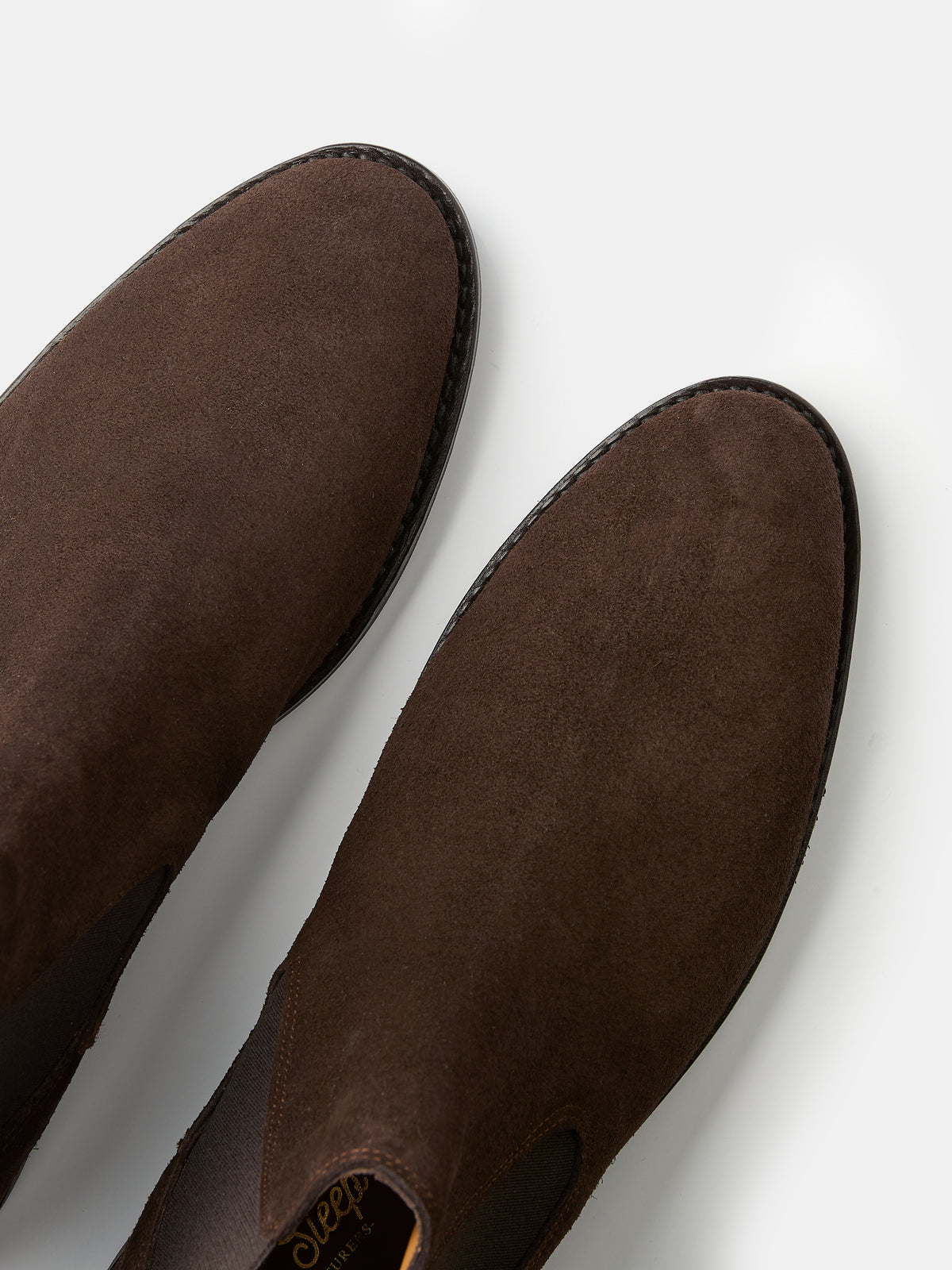 Chelsea Boot in Dark brown suede, view 4