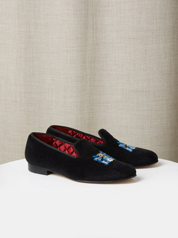 Albert Slipper Family Crest in Black Velvet