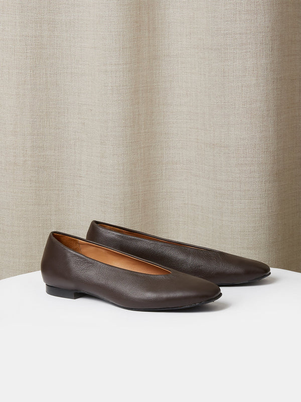 The Amarantos Loafer in Chocolate Brown Deer Leather