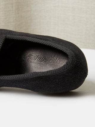 Children's Skull & Cutlass Embroidered Black Velvet Loafers
