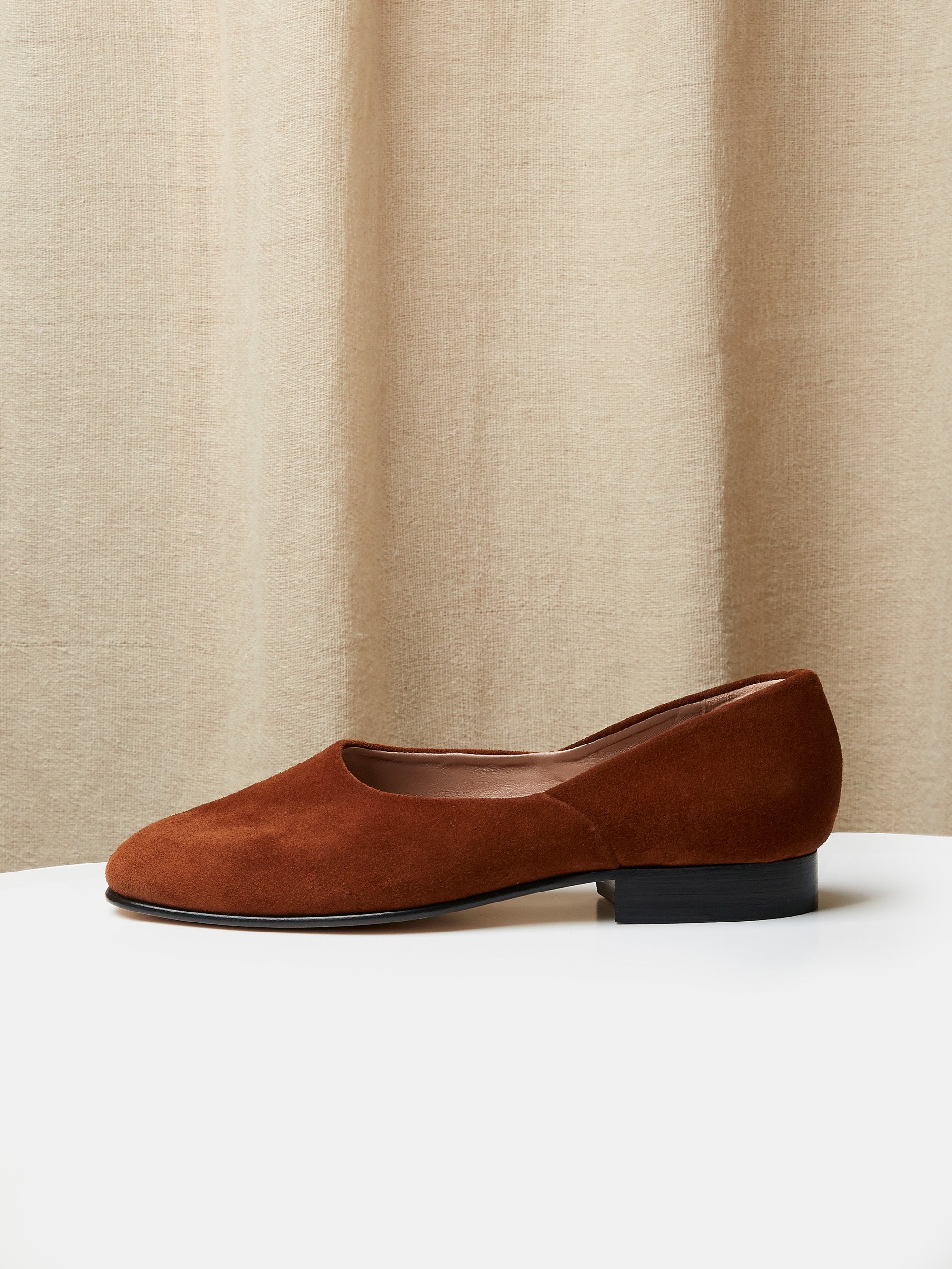 The Castro in Suede, view 3