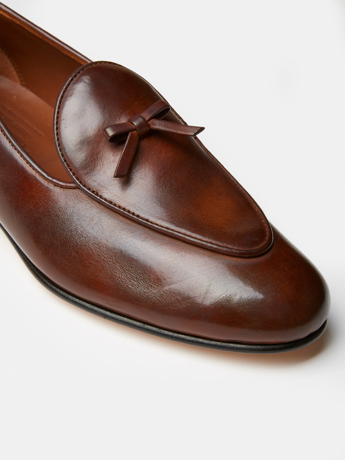 Belgian Loafer with Bow in Brown Patina Leather, view 5
