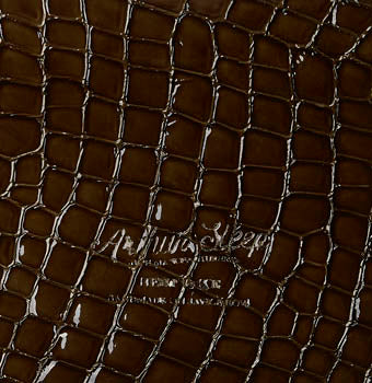Embossed crocodile calf in caviar