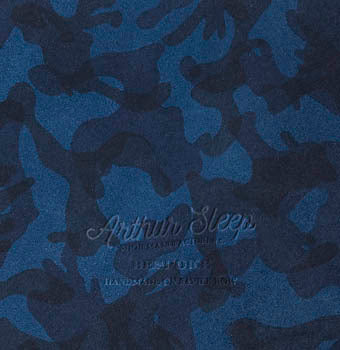Suede in navy camouflage