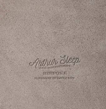 Suede in sand grey