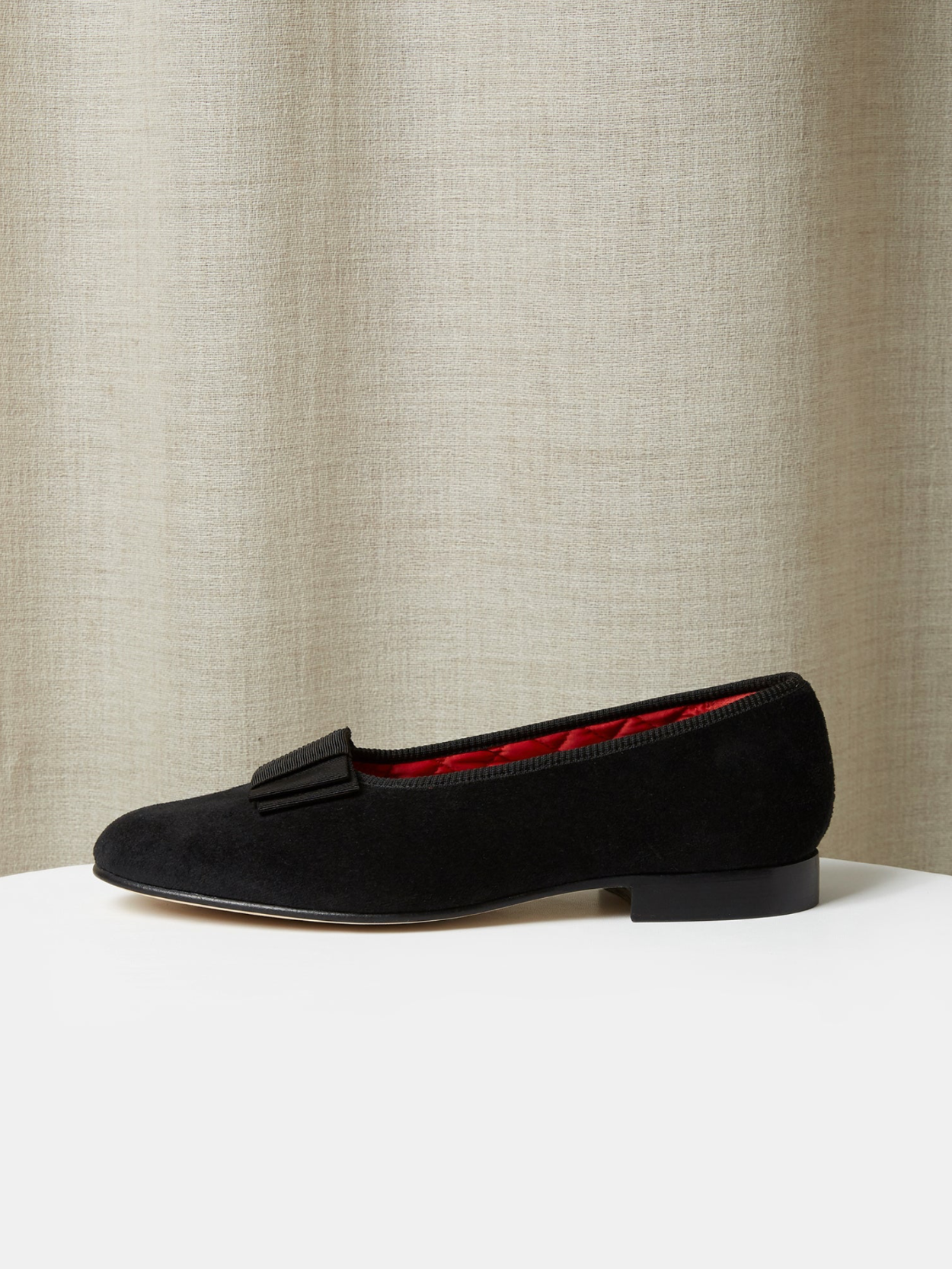 The Opera Pump in Velvet, view 2