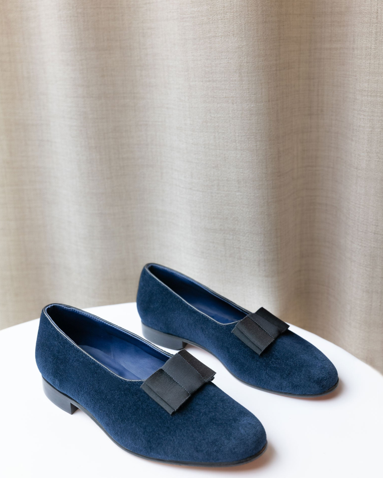 The Opera Pump in Velvet, view 7