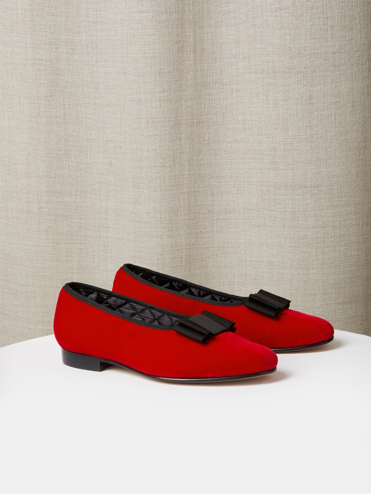 The Opera Pump in Velvet, view 8